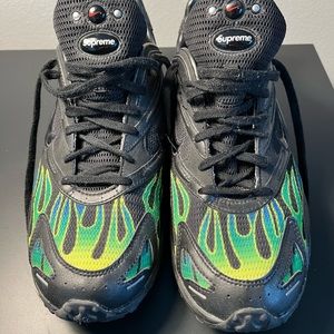 Nike x Supreme Zoom Streak Spectrum Plus Black size 8.5